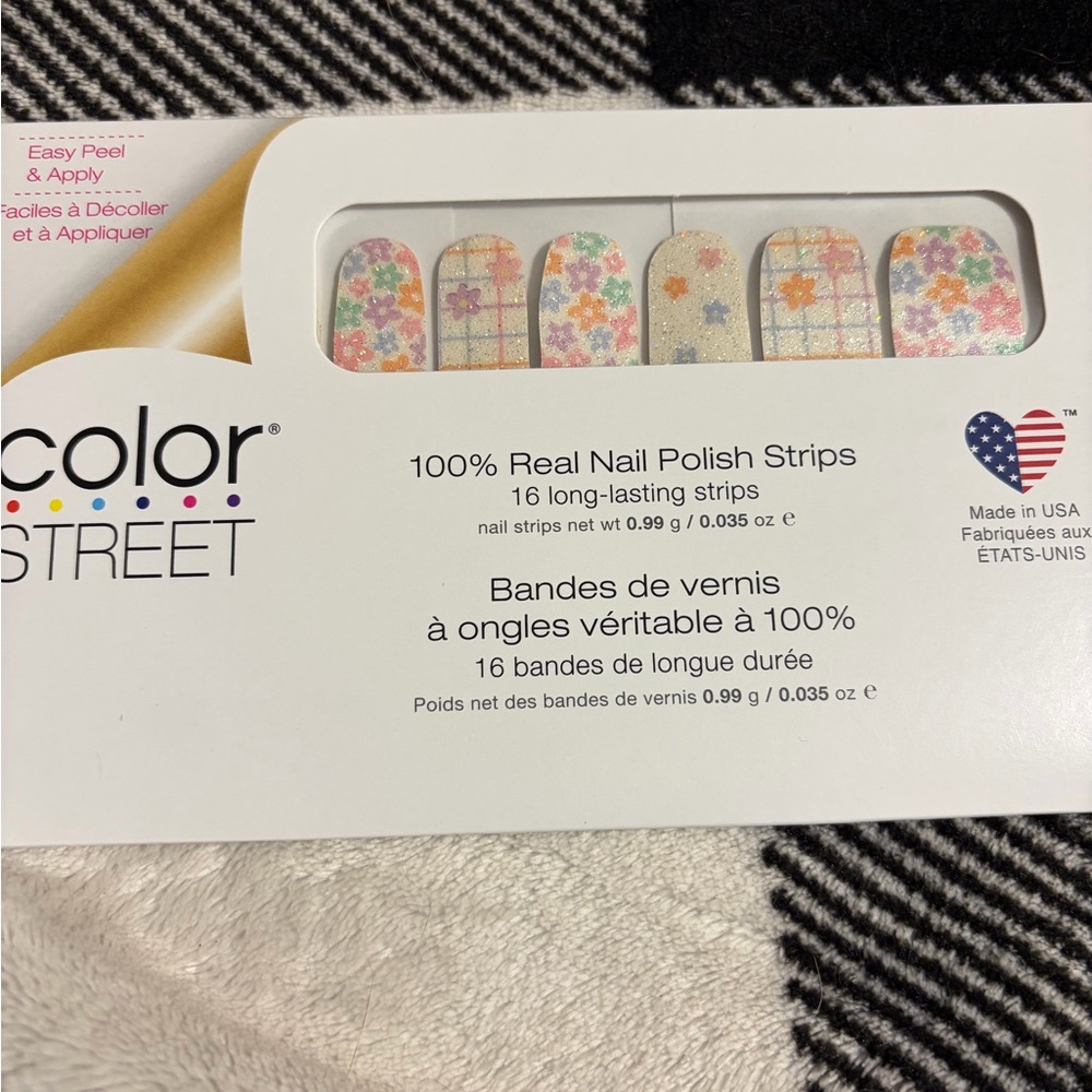 Color Street Plaid Nail Polish Strips DAISY CHECK